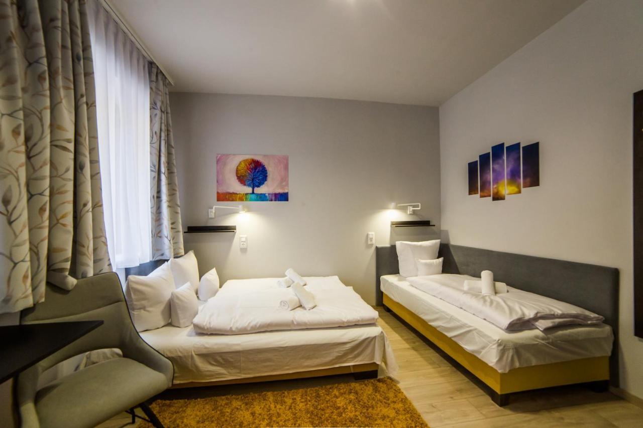 Hotel Haracsi Vendeghaz Zselickisfalud Exterior foto